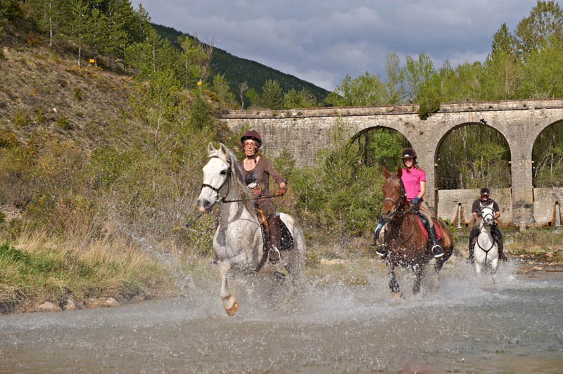 RUTAS A CABALLO DE 1 0 2 HORAS
